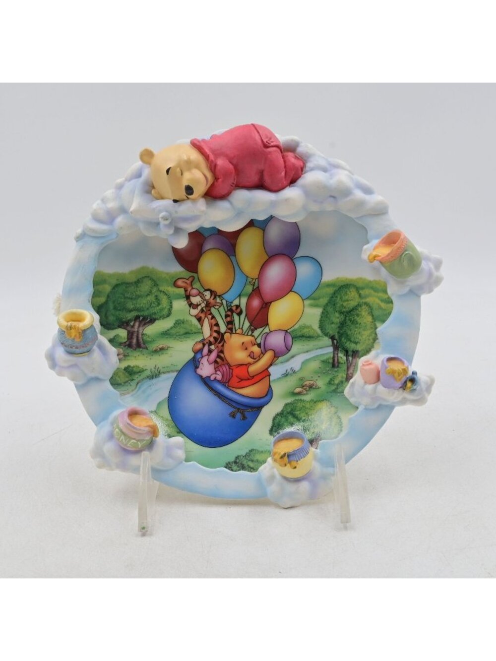 Disney Bradford Exchange Winnie the Pooh 3D Plate Every Cloud Has a Honey Lining